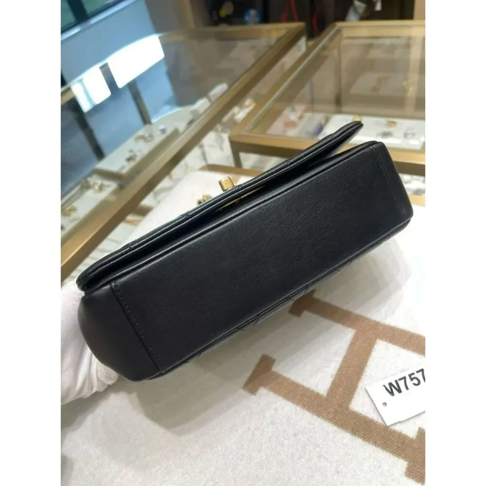 Chanel Women Pre-Loved Bag Very Good Condition